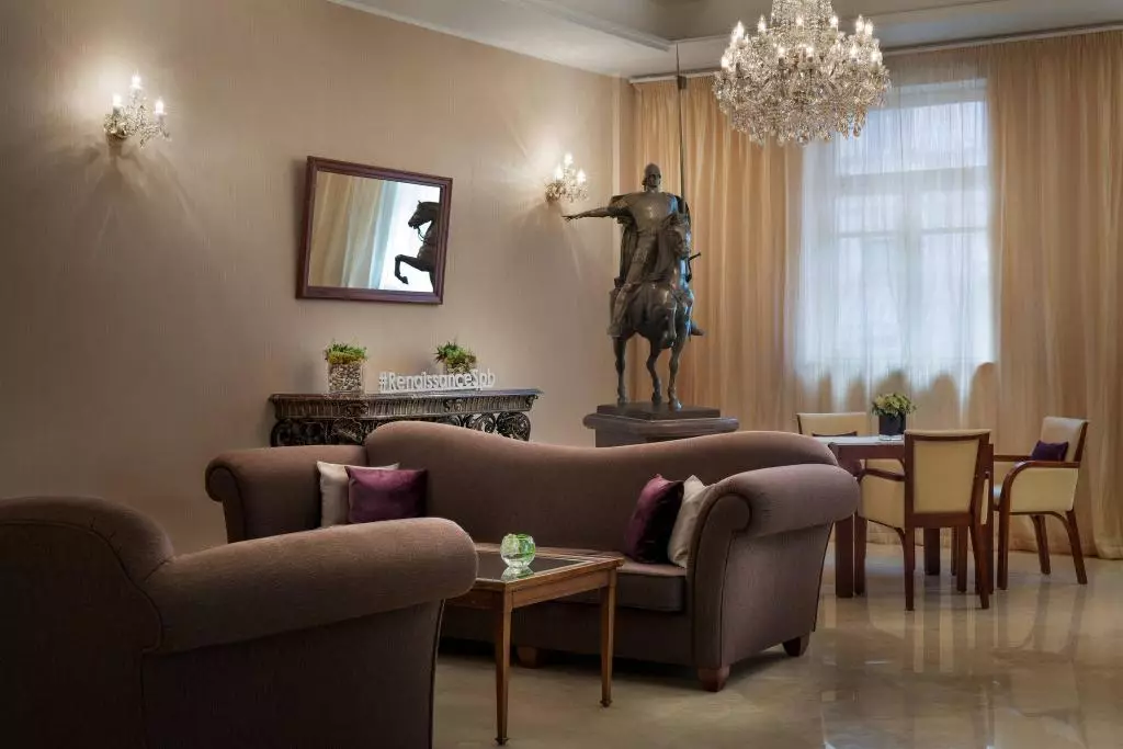 هتل رونسانس سن پترزبورگ بالتیک